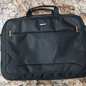 Laptop carry case